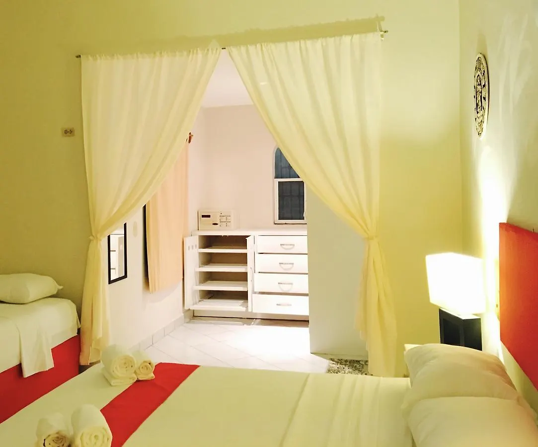 Bed and Breakfast Casa Del Angel Плая-дель-Кармен Отель типа 